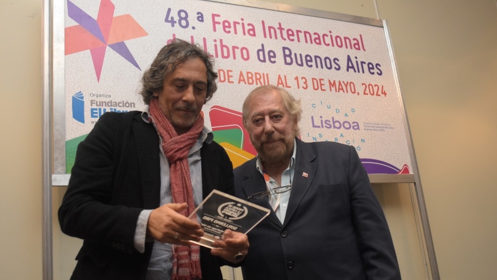 Imagen de: Premio de la Crítica 2024: El náufrago sin isla de Guillermo Piro