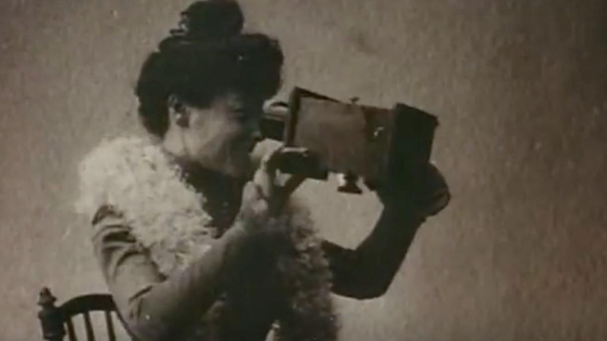 Foto de Alice Guy: una luz en blanco y negro por undefined.