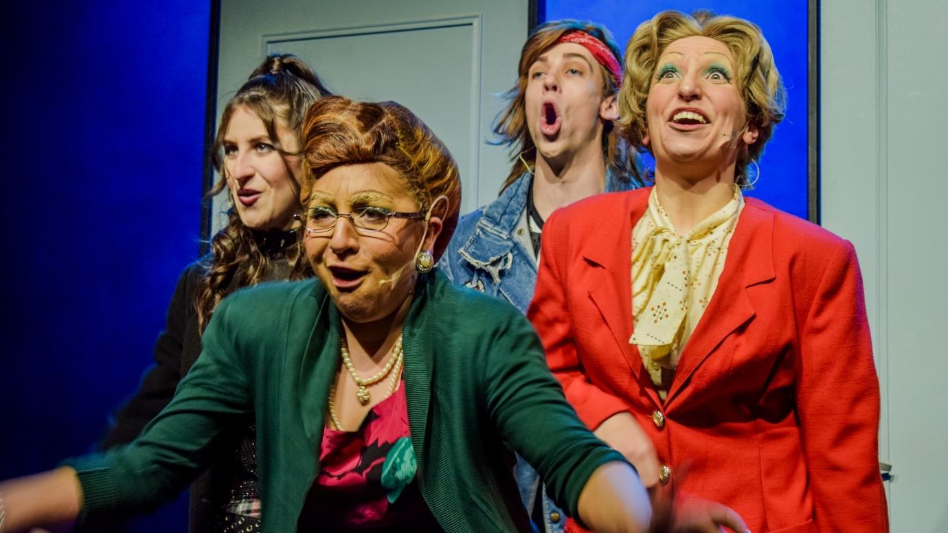 Foto de Cuarta temporada de Atte. Tus vecinos por Morán Audiovisuales.