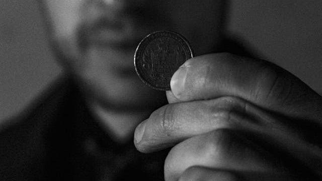 Foto de Una moneda en el aire por undefined.